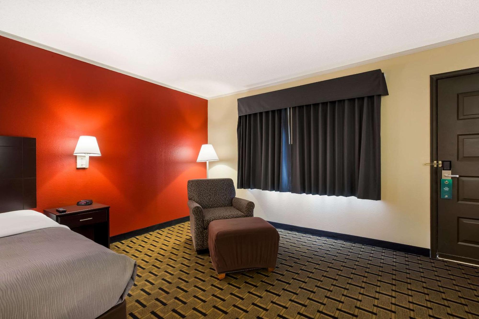 Quality Inn & Suites Милвилл Экстерьер фото